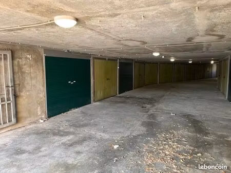 garage fermé à vendre – port leucate – résidence maryland 1 – accès sécurisé