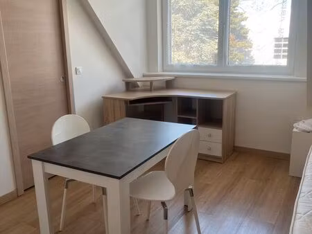 studio étudiant