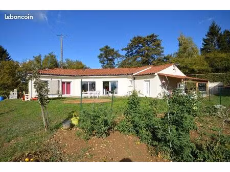 maison hauteur guéreins plain pied