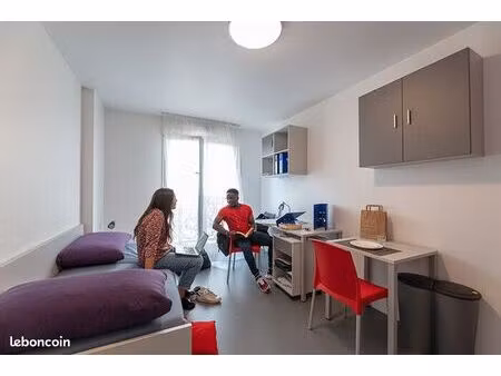 studio 1 pièce 18 m²