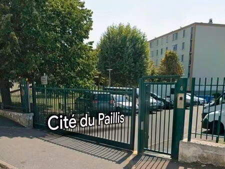 location parking sécurisé 40