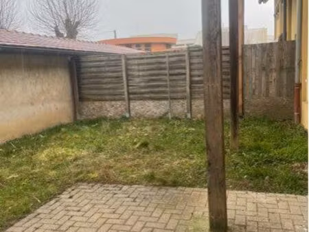 f2 49m2 à louer avec jardin privatif 70m2