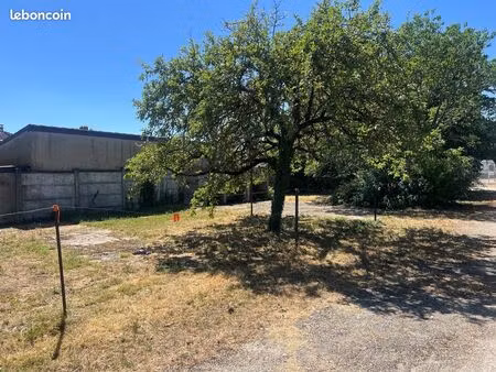 terrain 419 m² vert-le-petit