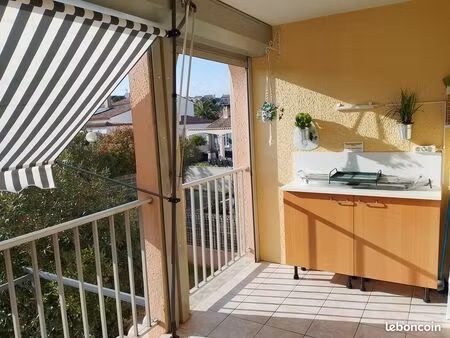 studio lumineux 20m2 + terrasse 8m2