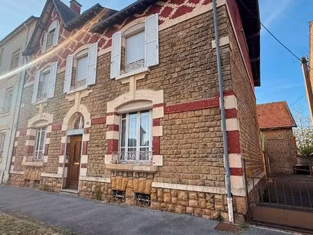 maison 7 pièces 200 m²