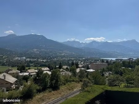 à vendre appartement f2 quartier saint esprit embrun