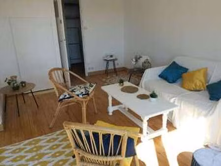location appartement 4 pièces meublé à morlaix (29600) : à louer 4 pièces meublé / 65m² mo