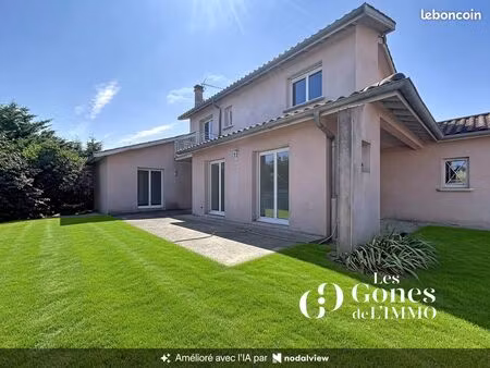 maison 6 pièces 130 m²