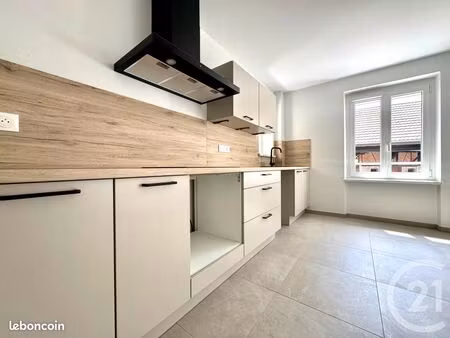appartement 4 pièces 94 m²
