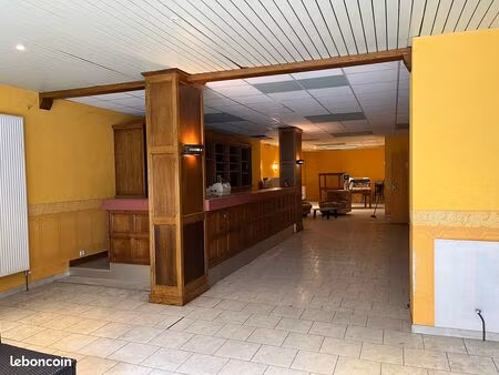 immeuble à vendre decazeville (aveyron 12300) centre-ville/ bar/restau 180 m²/ plus 2 appt