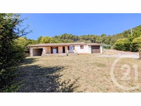 villa 4 pièces 90 m²