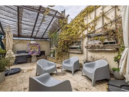 appartement duplex avec terrasse – centre de saint-rémy-de-provence – 85 m²