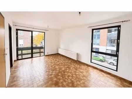 appartement à louer à rue kéramis 53 la louvière (rwc43140)