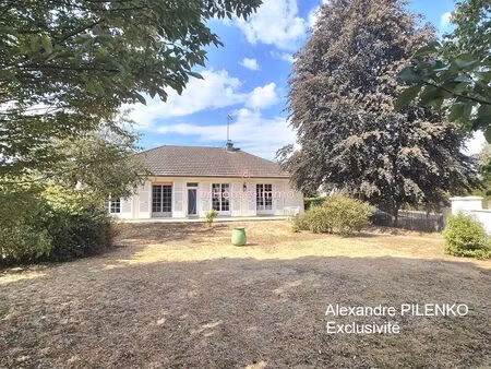 maison t6 plain-pied - 121m2 - 4 chambres - garage - carport -