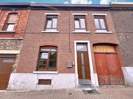 maison à louer à rue du marabout 15 gilly (vbe52286)