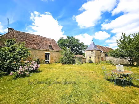vente propriété 10 pièces 326 m² à excideuil (24160)  398 700 €