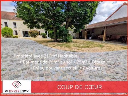 maison en pierre de 210m² + bâtiment + préau + terrain
