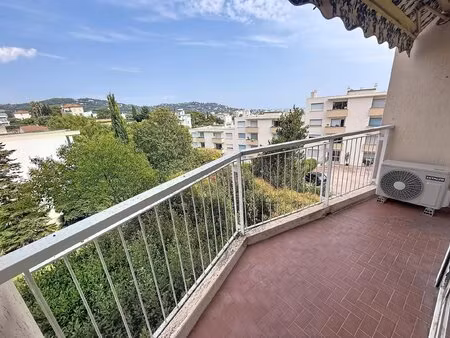 tassigny grand 2/3 pièces refait 2 terrasses