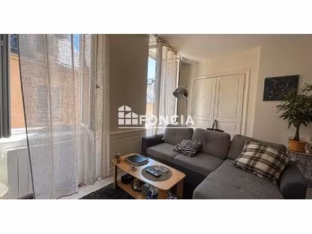 appartement t2 de 40 m² avec terrasse – centre historique de rodez