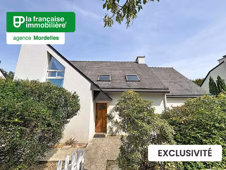 a vendre - chavagne - maison indépendante 7 pièces - garage double