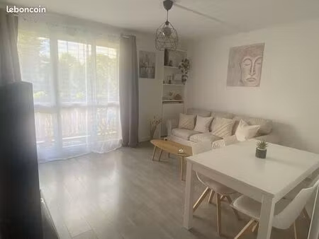 t3 dans résidence arborée