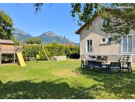 maison familiale avec terrain constructible