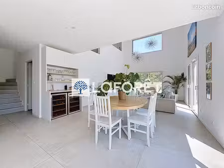 villa 5 pièces 138 m²