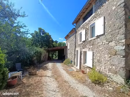 maison 14 pièces 285 m²