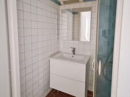 pisany-centre-a louer- maison t3 -remise + terrasse