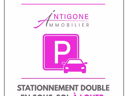 place de parking double six fours les plages