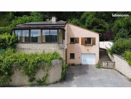 maison de village 4 pièces 94 m²