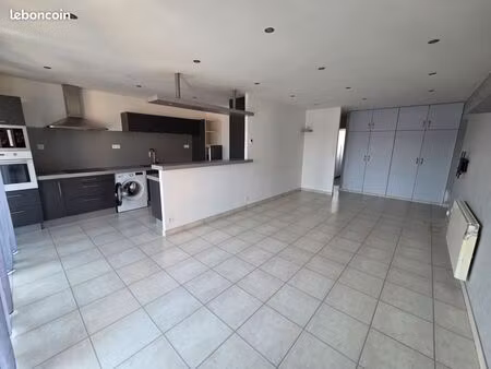 appartement t3 69m2