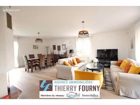 maison 5 pièces 156 m²