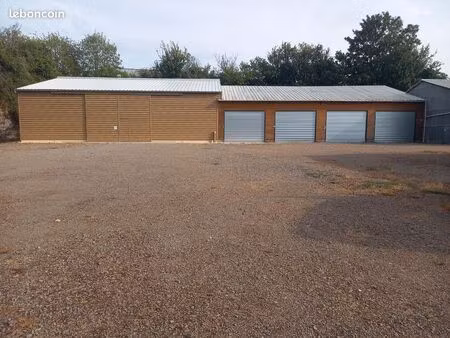 loue hangar