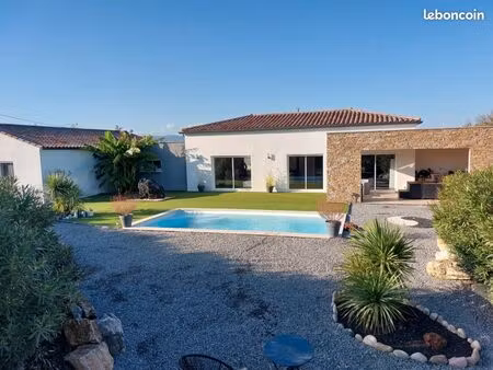propriété contemporaine de 278 m2 à fort potentiel