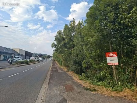 terrain dans le cœur de bozouls sur l’axe espalion-rodez (possibilité de créer des bâtimen