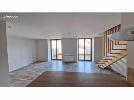duplex 3 chambres  terrasse  cave