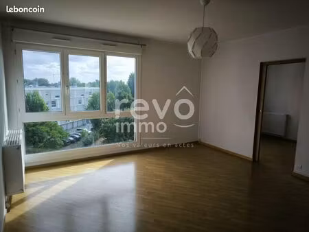 appartement 4 pièces 80 m²