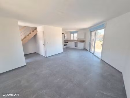 maison 3 pièces 76 m²