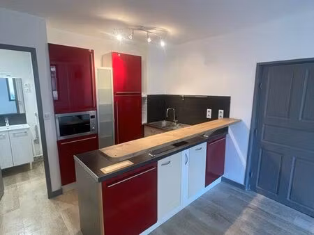 ? à louer – appartement 25 m² entièrement rénové à neuf – centre de givry