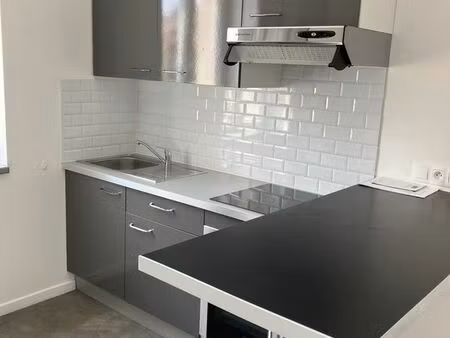 loue f2 à valette