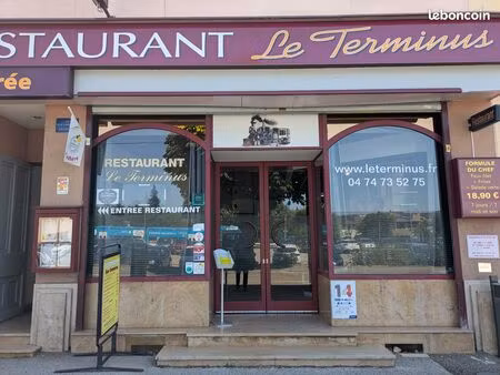 oyonnax face gare restaurant et murs