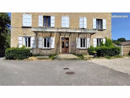 local commercial 148 m²