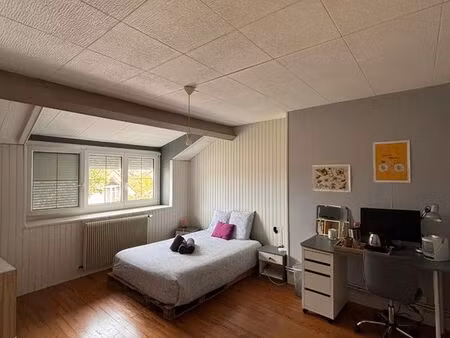 loue chambre meublée