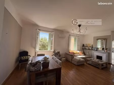 appartement 3 pièces 80 m²