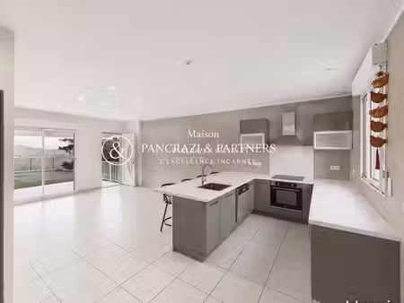 duplex 4 pièces 90 m²