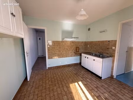 appartement 3 pièces 64 m²