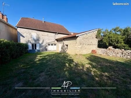 maison de village 3 pièces 113 m²