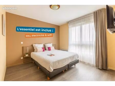 studio 1 pièce 18 m²
