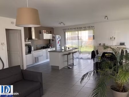 villa 4 pièces 97 m²